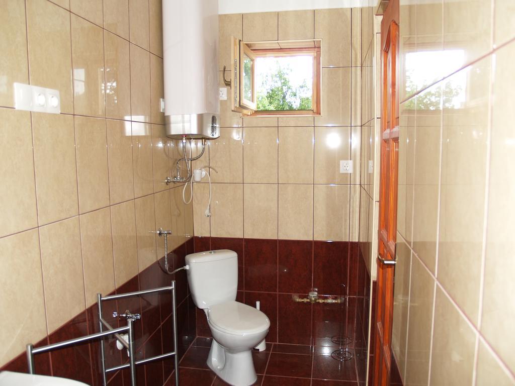 Liliom Apartman Gyula Exterior photo